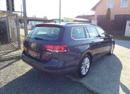 Volkswagen Passat Kombi 1,6 l 88 kw