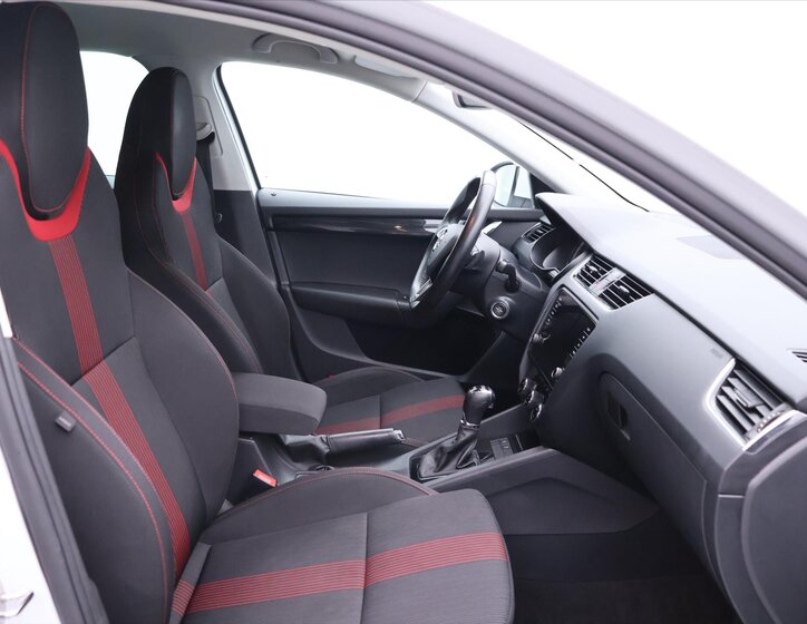 Škoda Octavia Liftback 2,0 l 110 kw