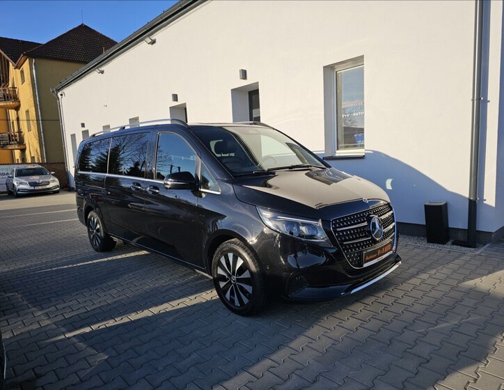 Mercedes-Benz Třídy V Kombi 2,0 l 174 kw