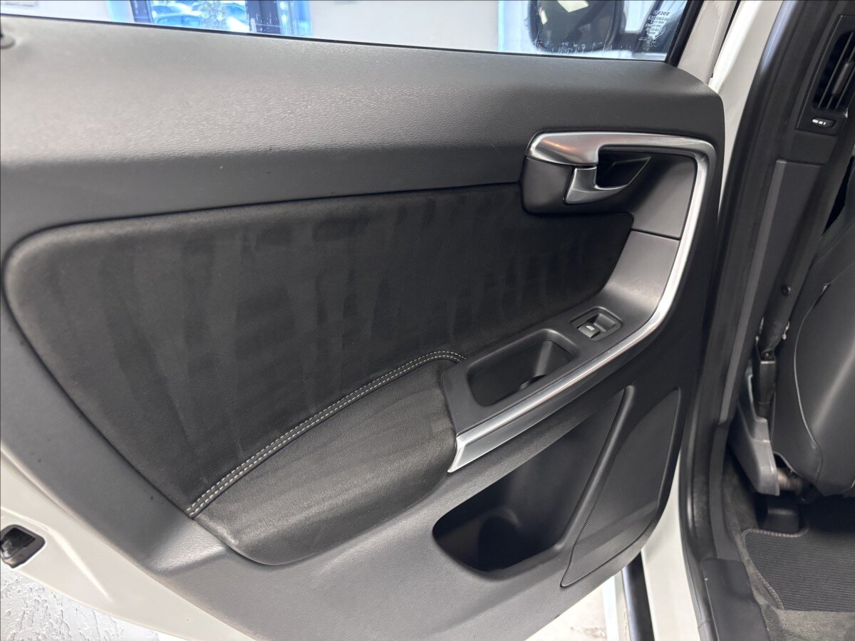 Volvo XC60 Kombi 2,4 l 140 kw