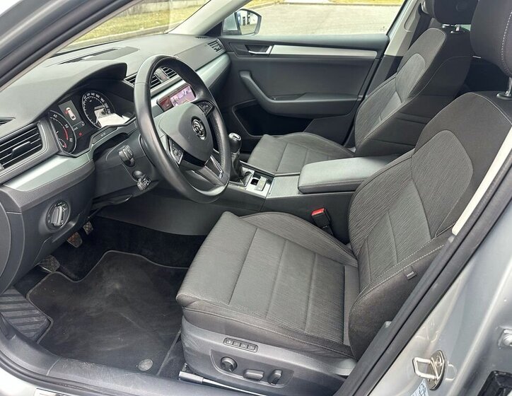 Škoda Superb Kombi 2,0 l 110 kw