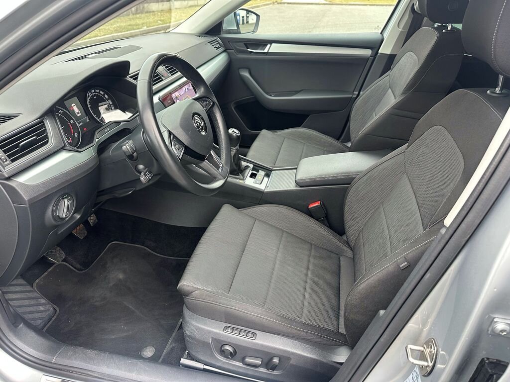 Škoda Superb Kombi 2,0 l 110 kw