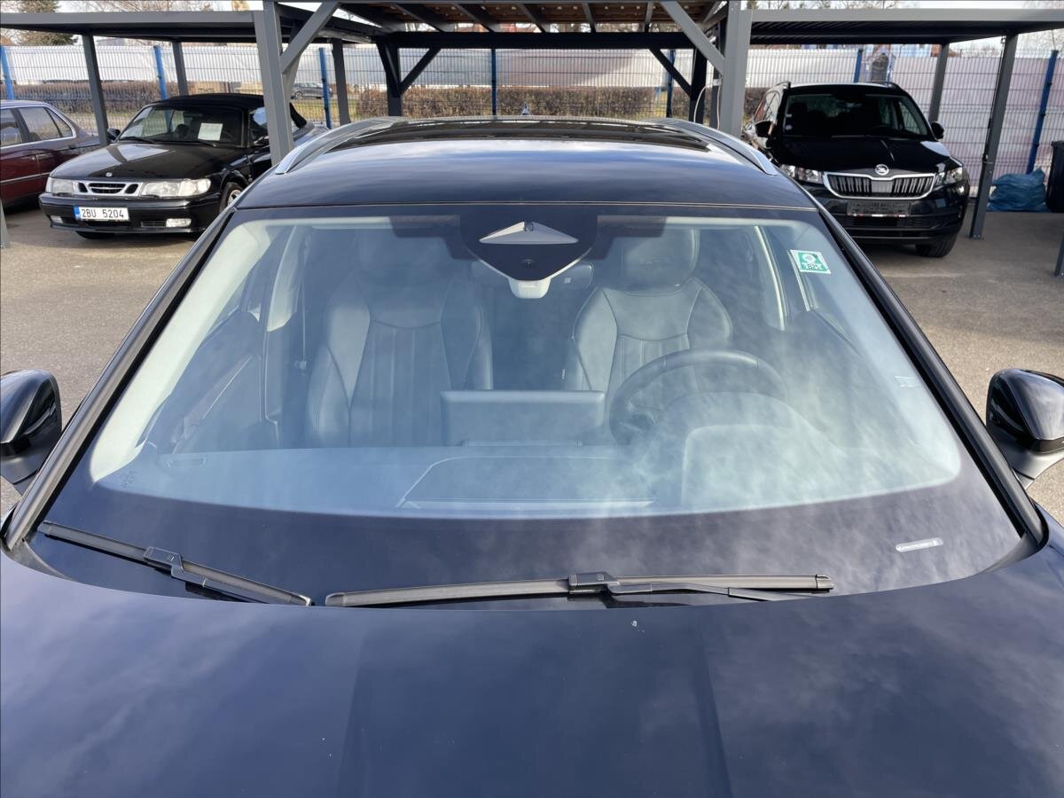 Škoda Superb Kombi 2,0 l 110 kw