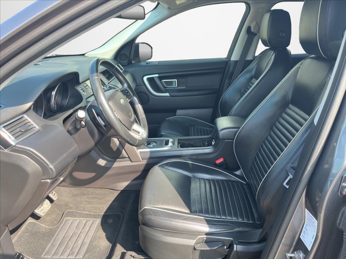 Land Rover Discovery Sport SUV / Terénní 2,0 l 110 kw