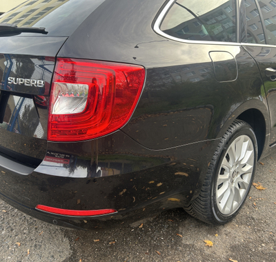 Škoda Superb 10