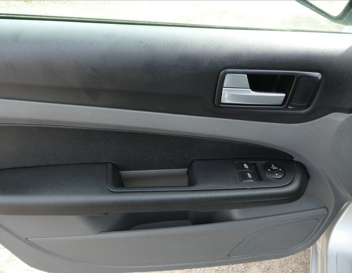 Ford Focus Kombi 1,6 l 74 kw