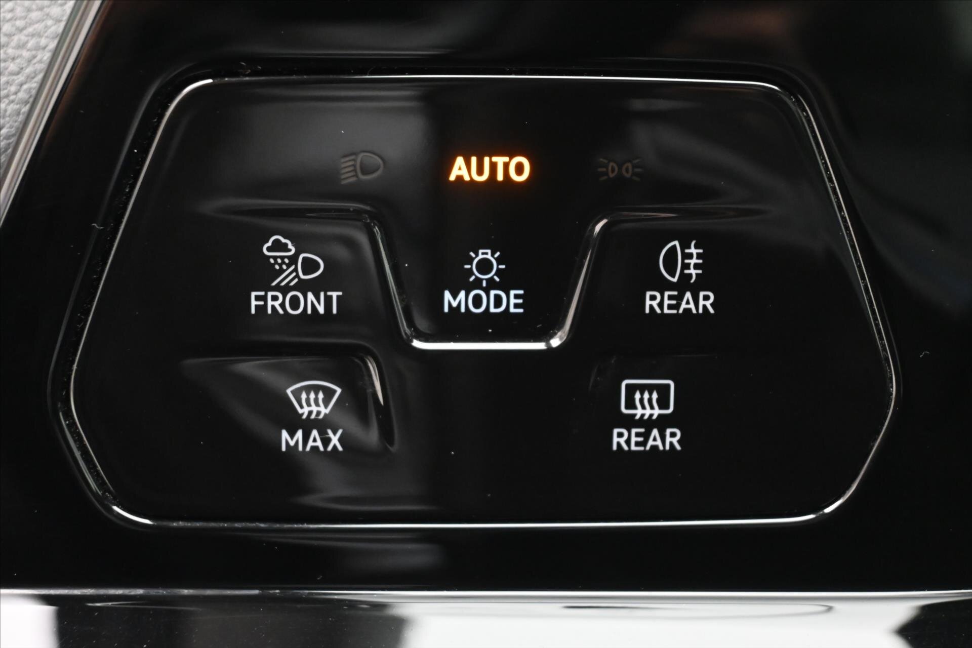 Volkswagen Golf Kombi 2,0 l 110 kw