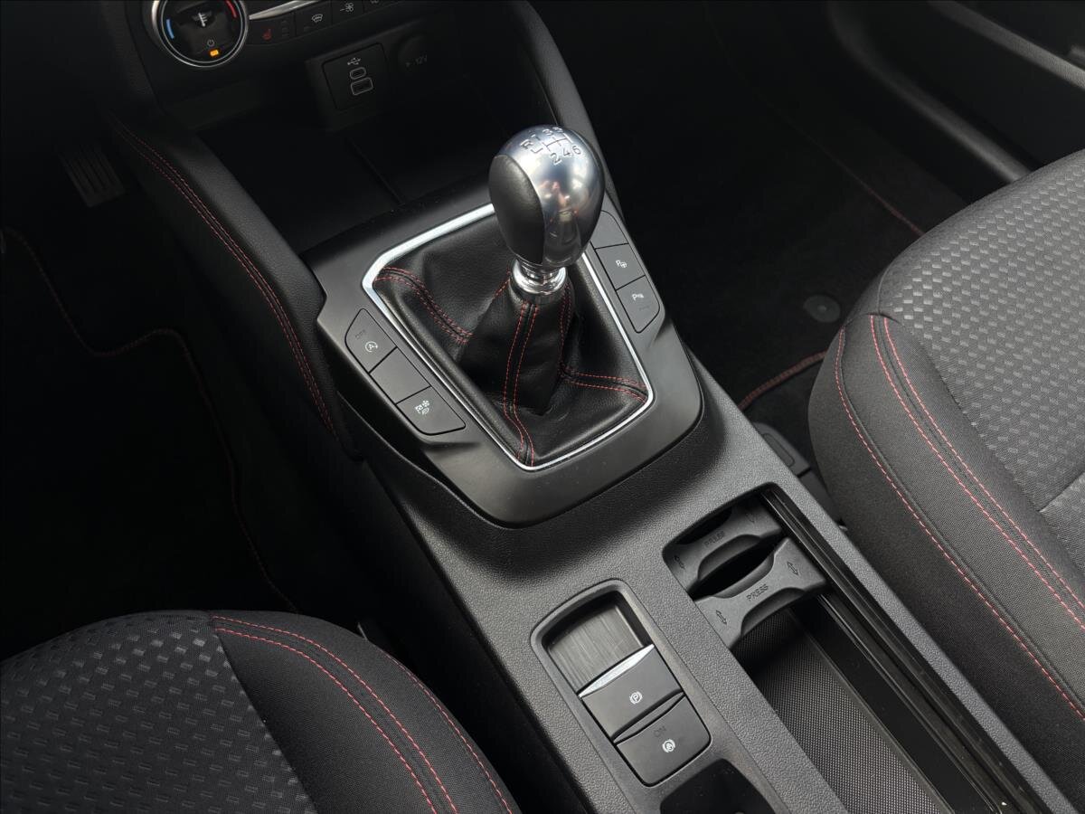 Ford Kuga SUV / Terénní 1,5 l 110 kw