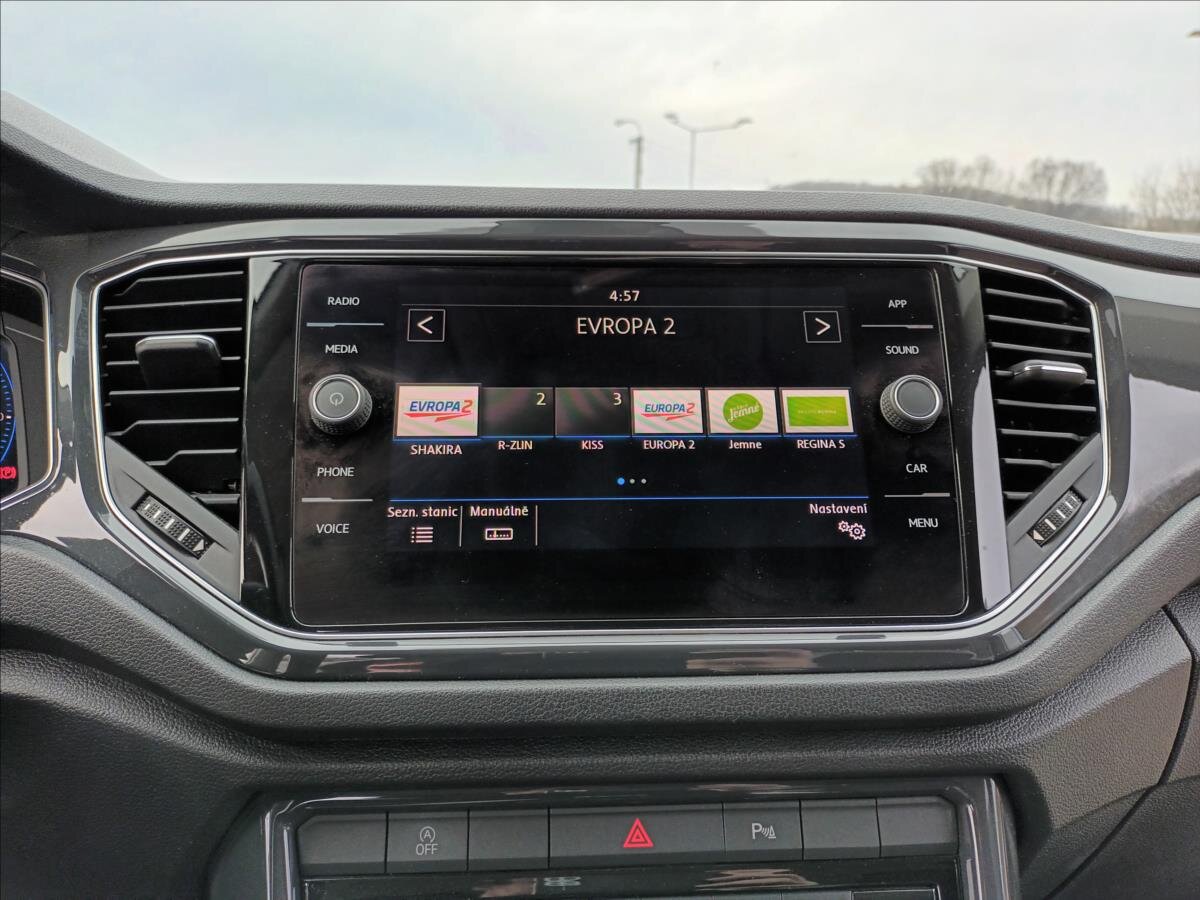 Volkswagen T-Roc SUV / Terénní 1,5 l 110 kw