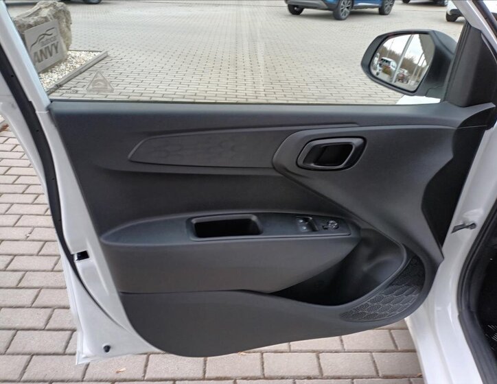 Hyundai i10 Hatchback 998,0 49 kw