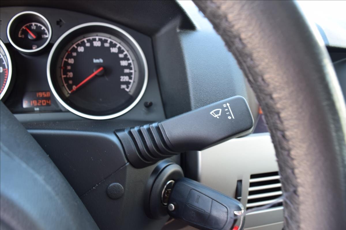 Opel Astra Kombi 1,9 l 74 kw