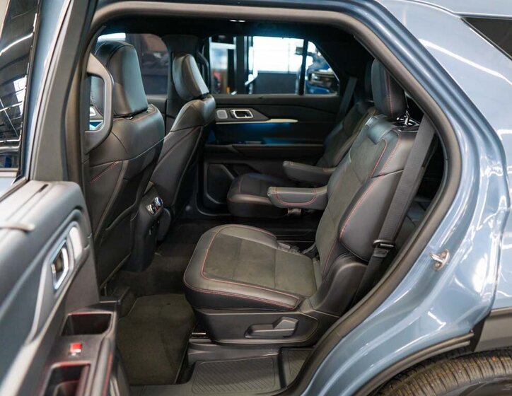 Ford Explorer SUV / Terénní 3,0 l 298 kw