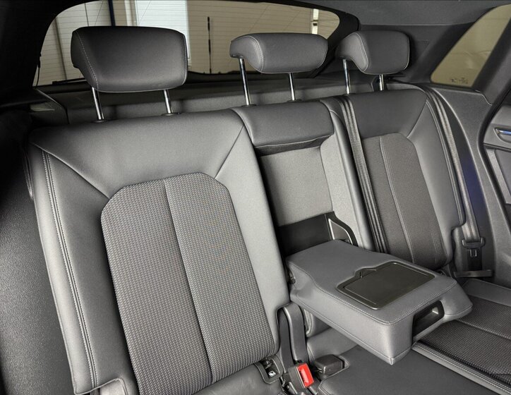 Audi Q3 SUV 2,0 l 140 kw