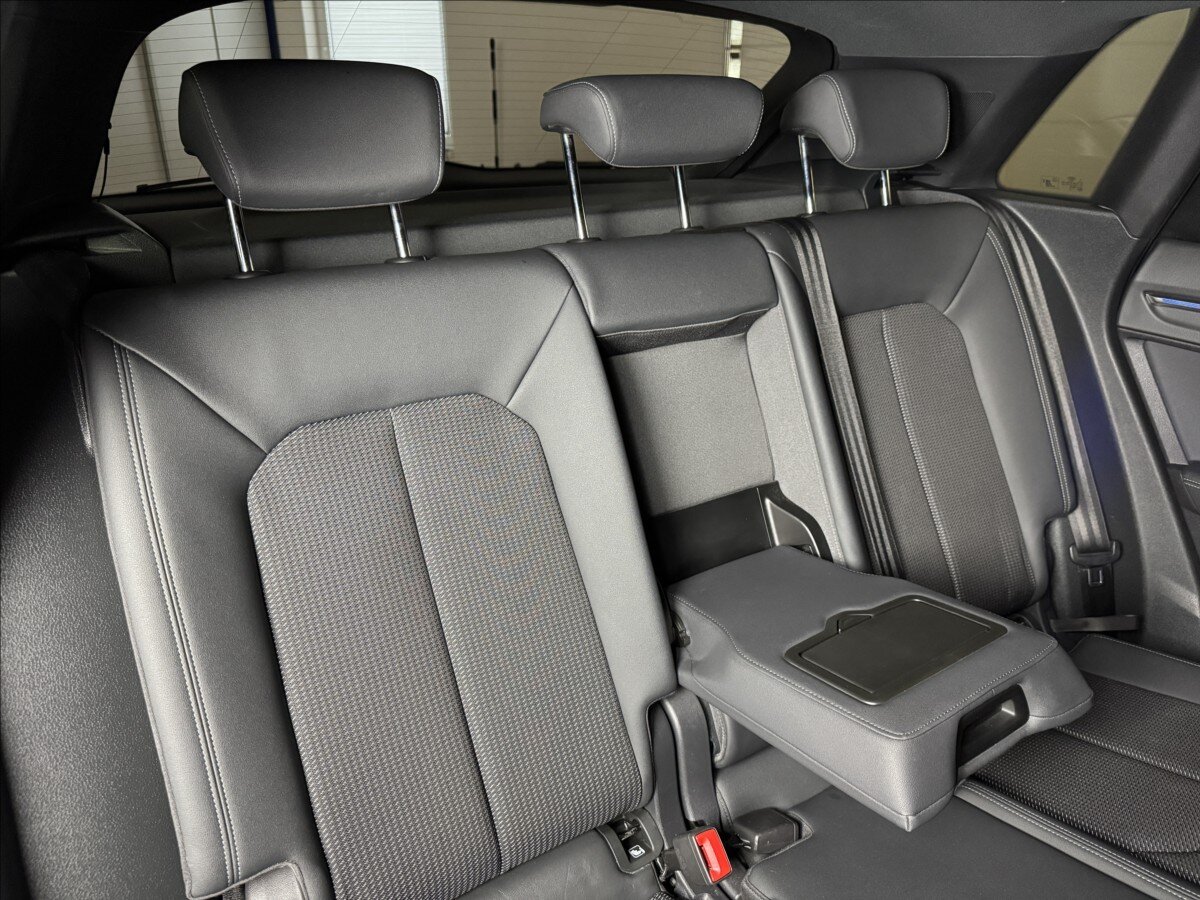 Audi Q3 SUV 2,0 l 140 kw