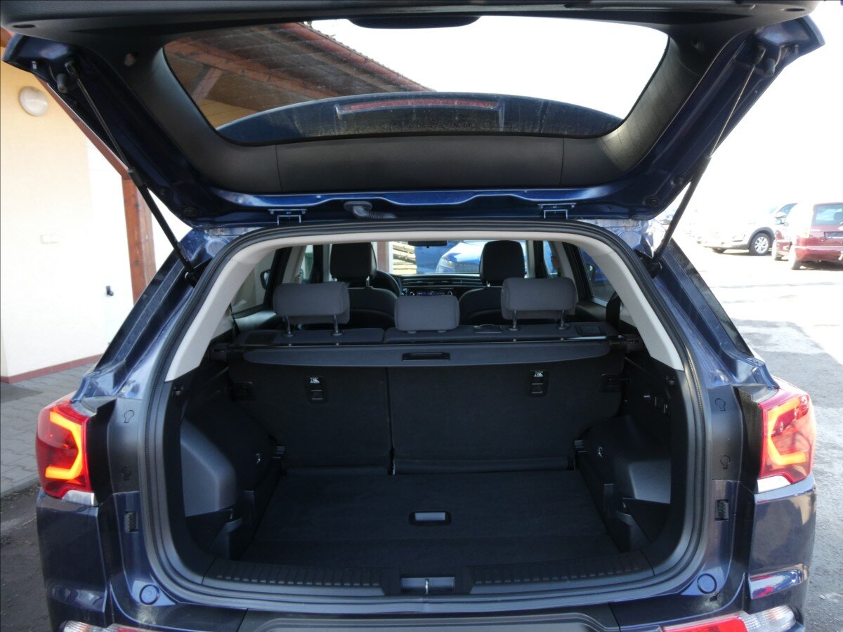 SsangYong Korando SUV / Terénní 1,5 l 120 kw