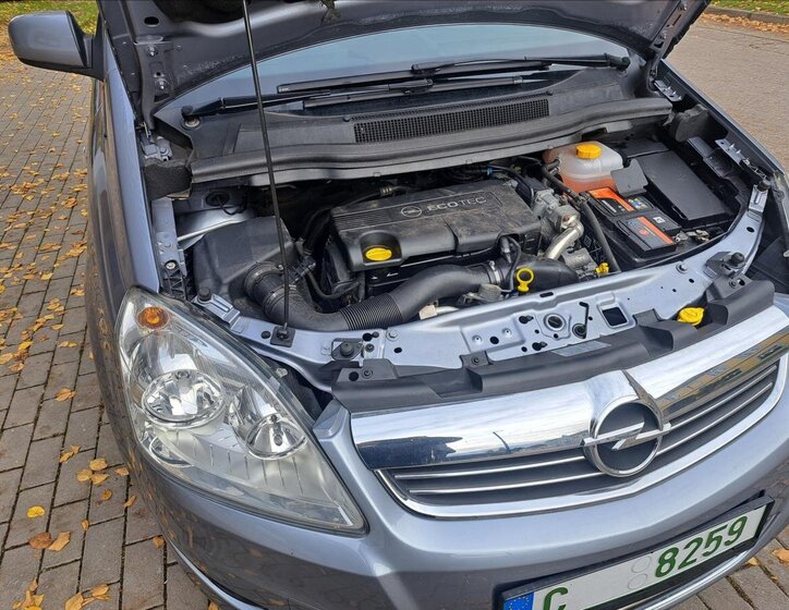 Opel Zafira Kombi 1,7 l 81 kw
