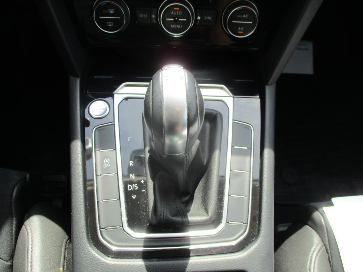 Volkswagen Passat Kombi 2,0 l 140 kw