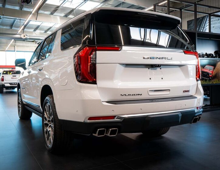 GMC Yukon SUV 6,2 l 313 kw