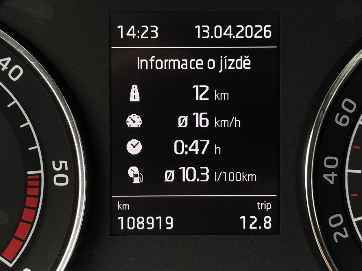 Škoda Superb Sedan / Limuzína 2,0 l 140 kw