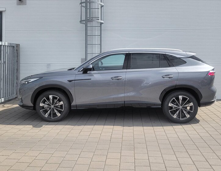 MG HS SUV / Terénní 1,5 l 125 kw