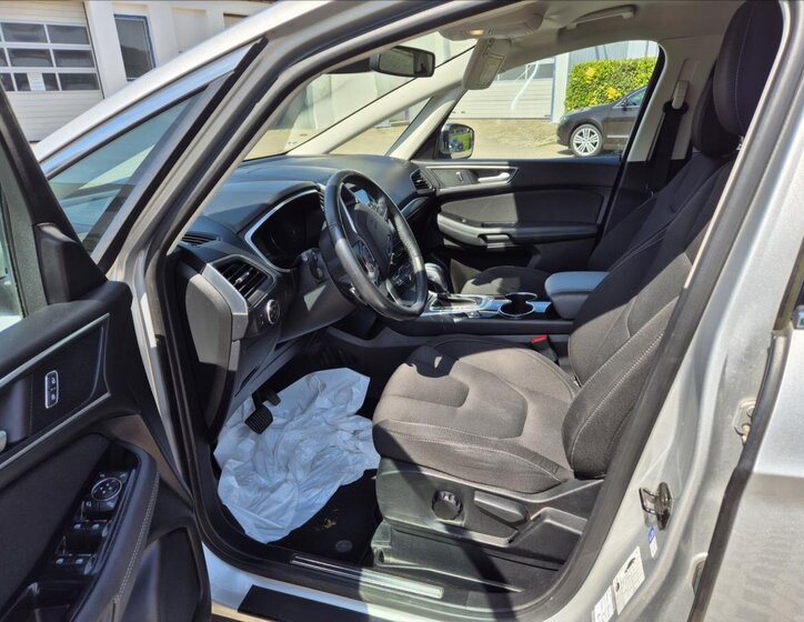 Ford S-MAX MPV 2,0 l 132 kw