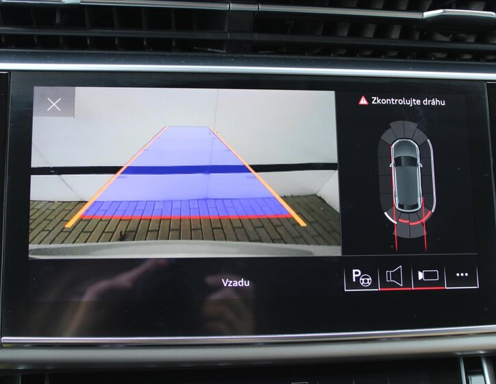 Audi Q8 SUV / Terénní 3,0 l 250 kw