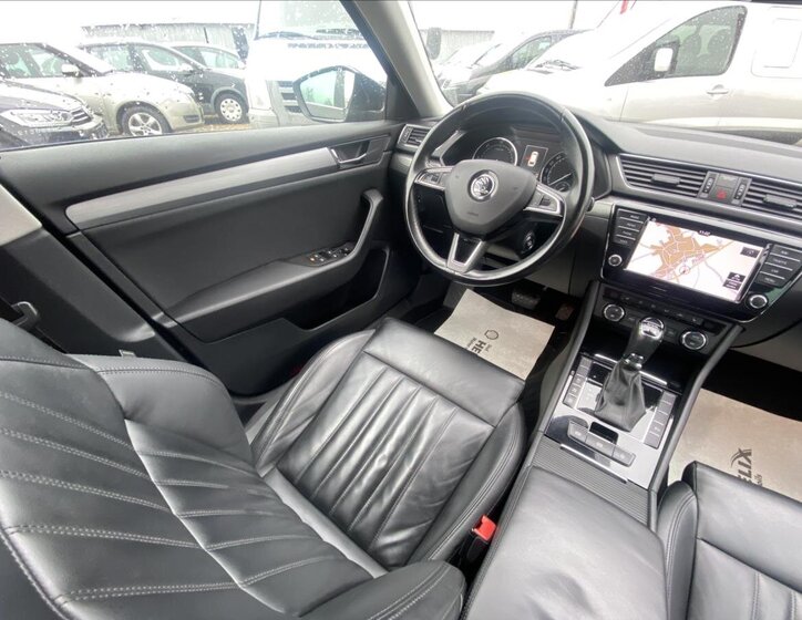 Škoda Superb Kombi 2,0 l 140 kw