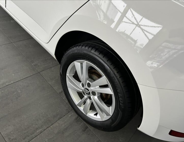 Škoda Fabia Hatchback 999,0 70 kw