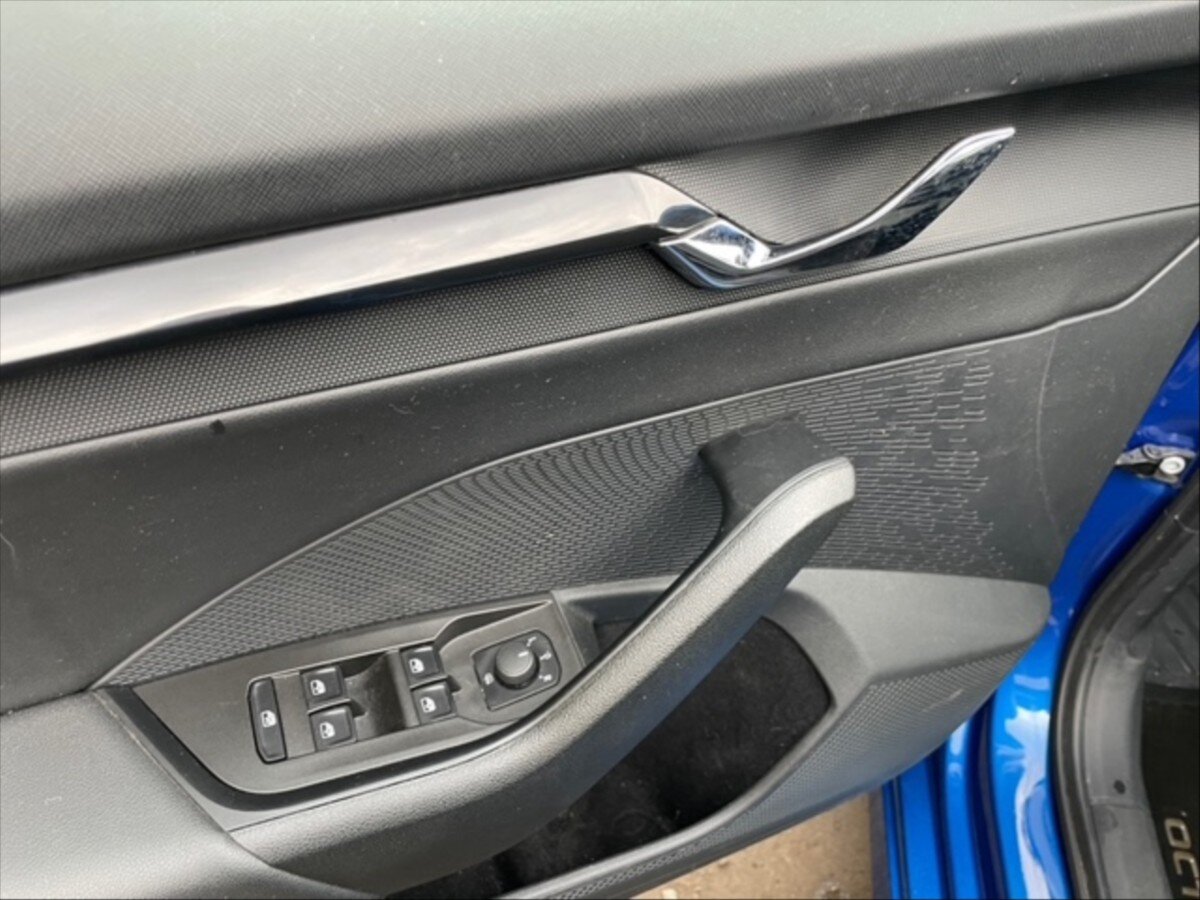 Škoda Octavia Kombi 2,0 l 85 kw