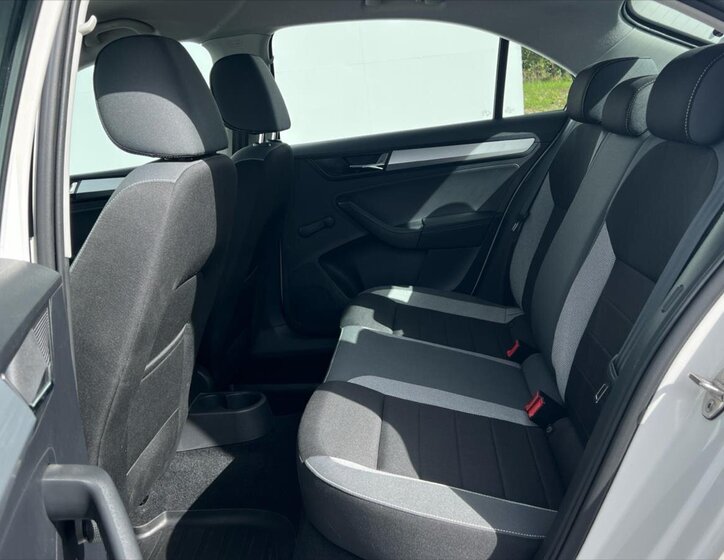 Škoda Rapid Sedan 999,0 81 kw