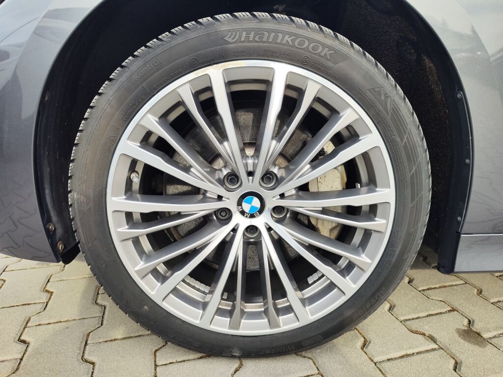 BMW Řada 3 Sedan / Limuzína 2,0 l 215 kw