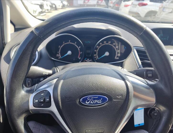 Ford Fiesta 10