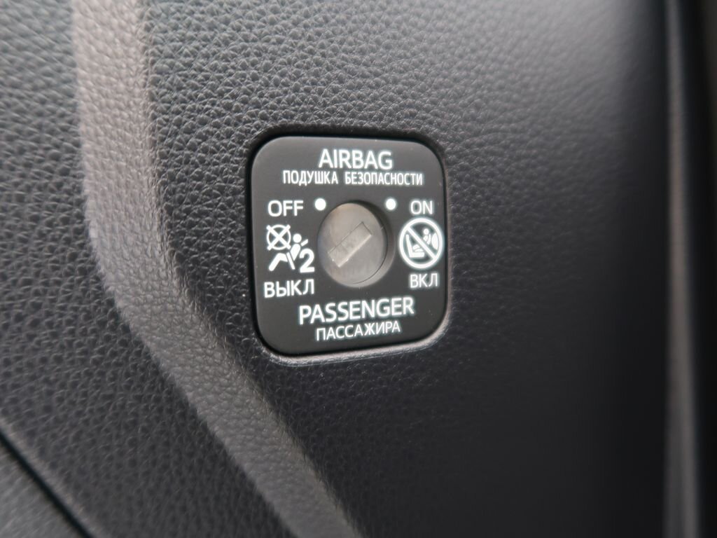 Toyota Land Cruiser SUV 2,8 l 151 kw