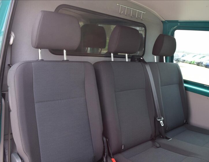 Volkswagen Transporter Kombi 2,0 l 110 kw