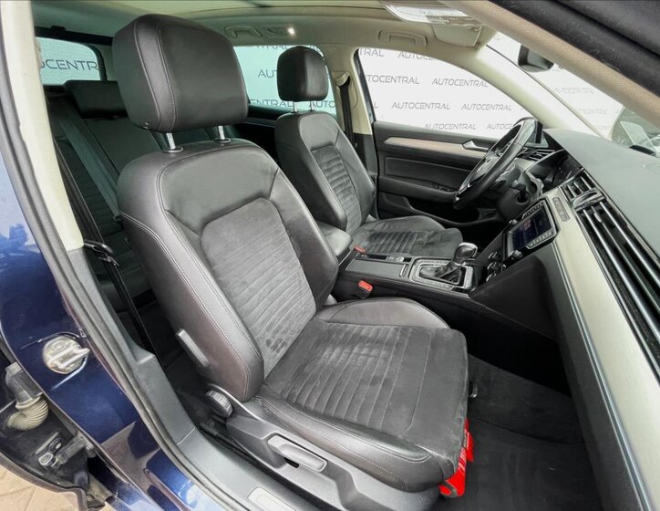 Volkswagen Passat Kombi 2,0 l 176 kw