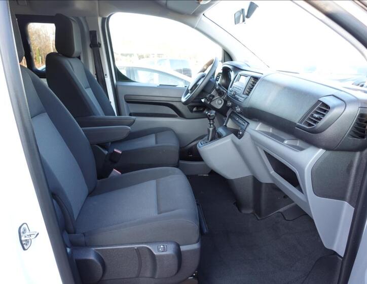 Toyota ProAce Verso 11