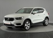 Volvo XC40 SUV / Terénní 1,5 l 120 kw