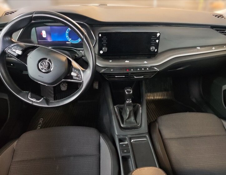 Škoda Octavia Liftback 2,0 l 85 kw