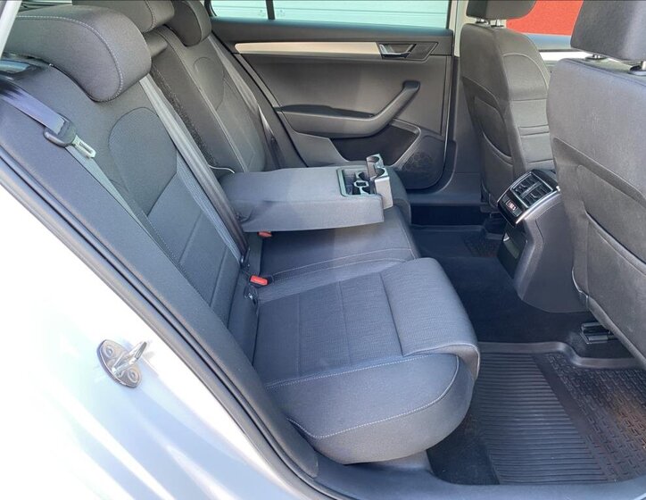 Škoda Superb Kombi 2,0 l 110 kw