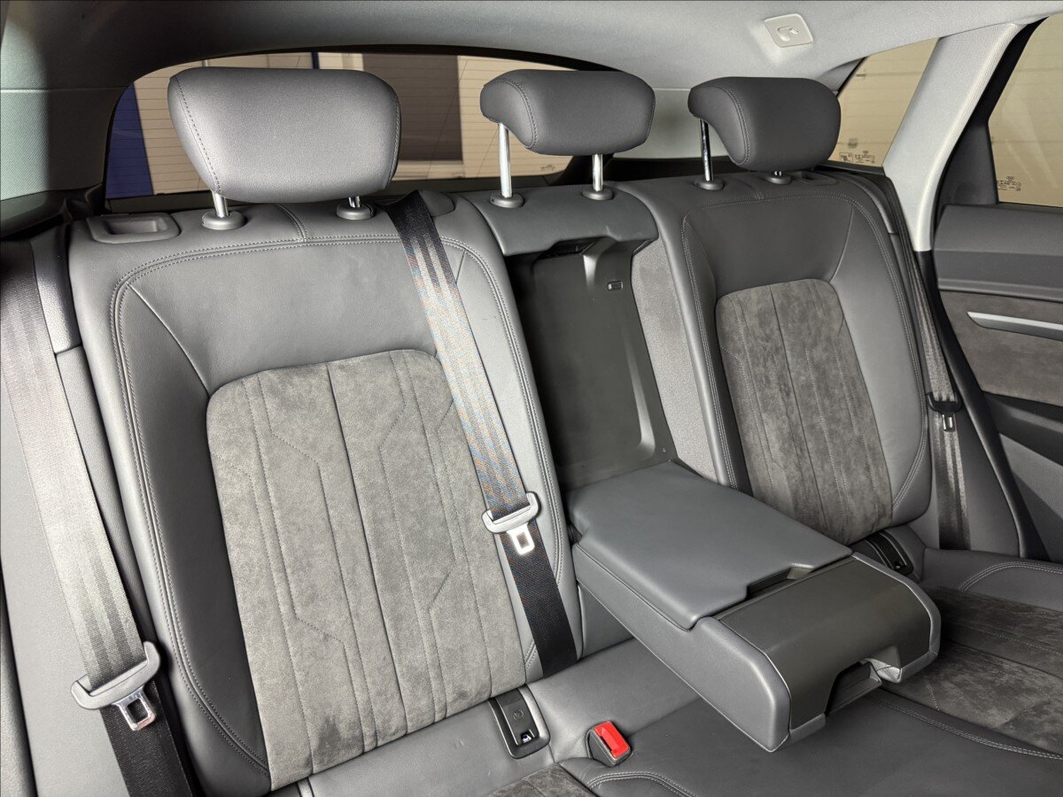 Audi e-tron SUV 0,0 300 kw