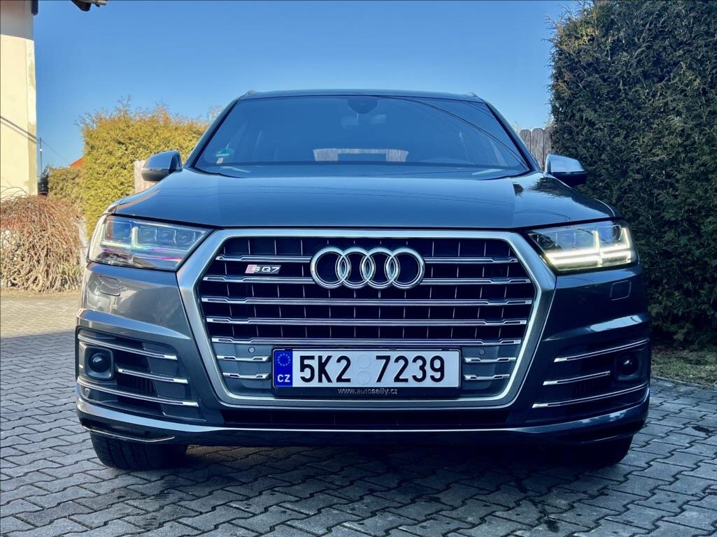 Audi SQ7 SUV / Terénní 4,0 l 320 kw