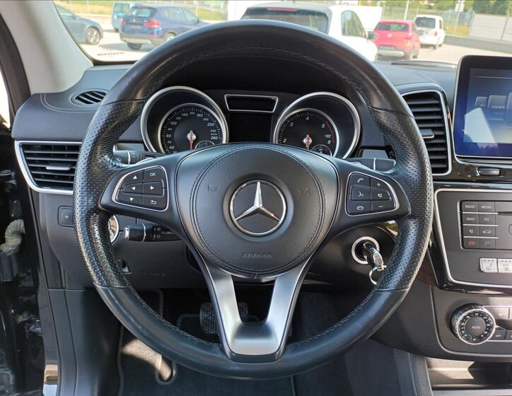 Mercedes-Benz GLS SUV / Terénní 3,0 l 190 kw
