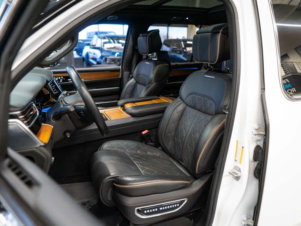 Jeep Grand Wagoneer SUV / Terénní 6,4 l 351 kw