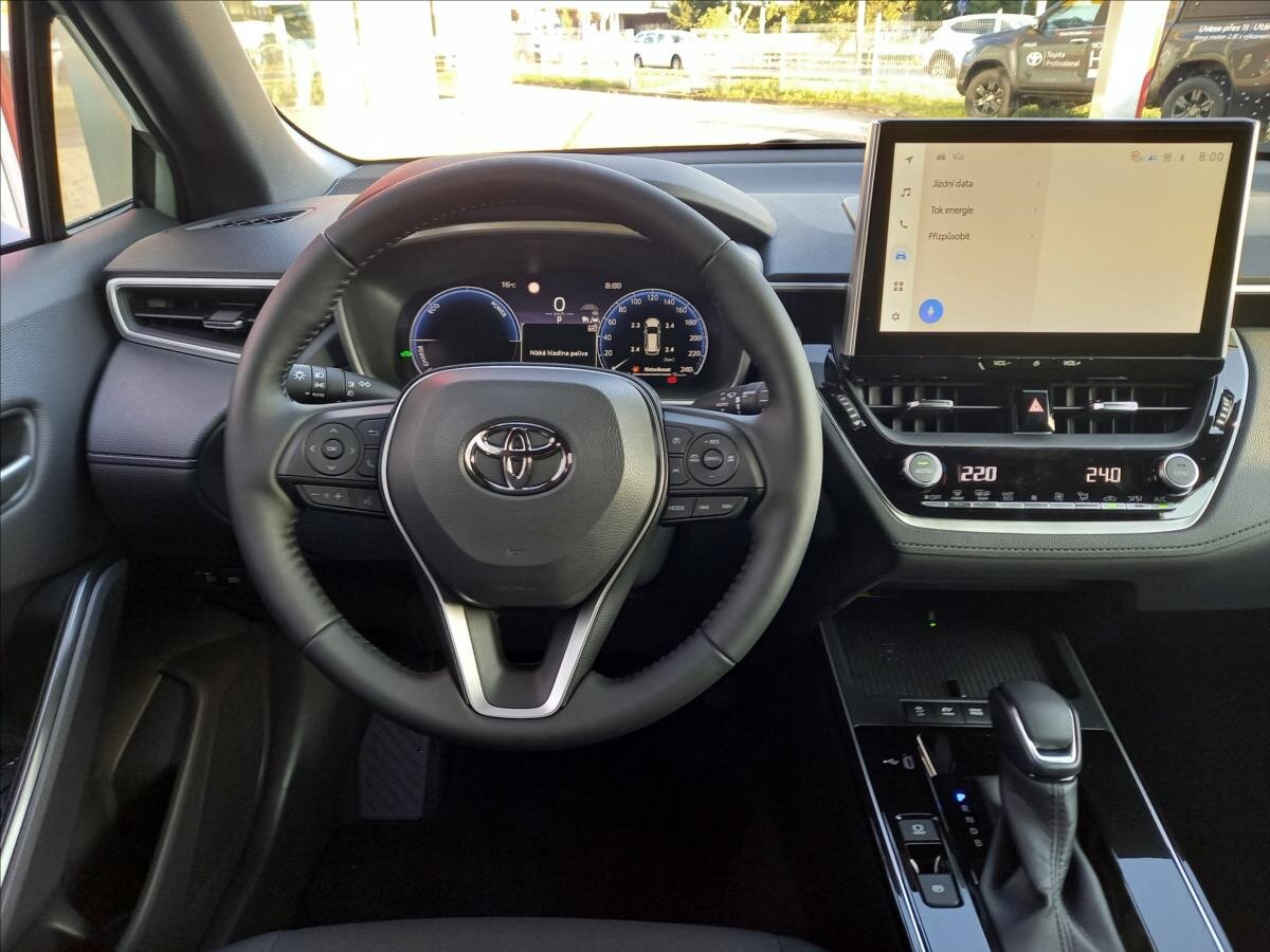 Toyota Corolla Cross SUV 1,8 l 70 kw