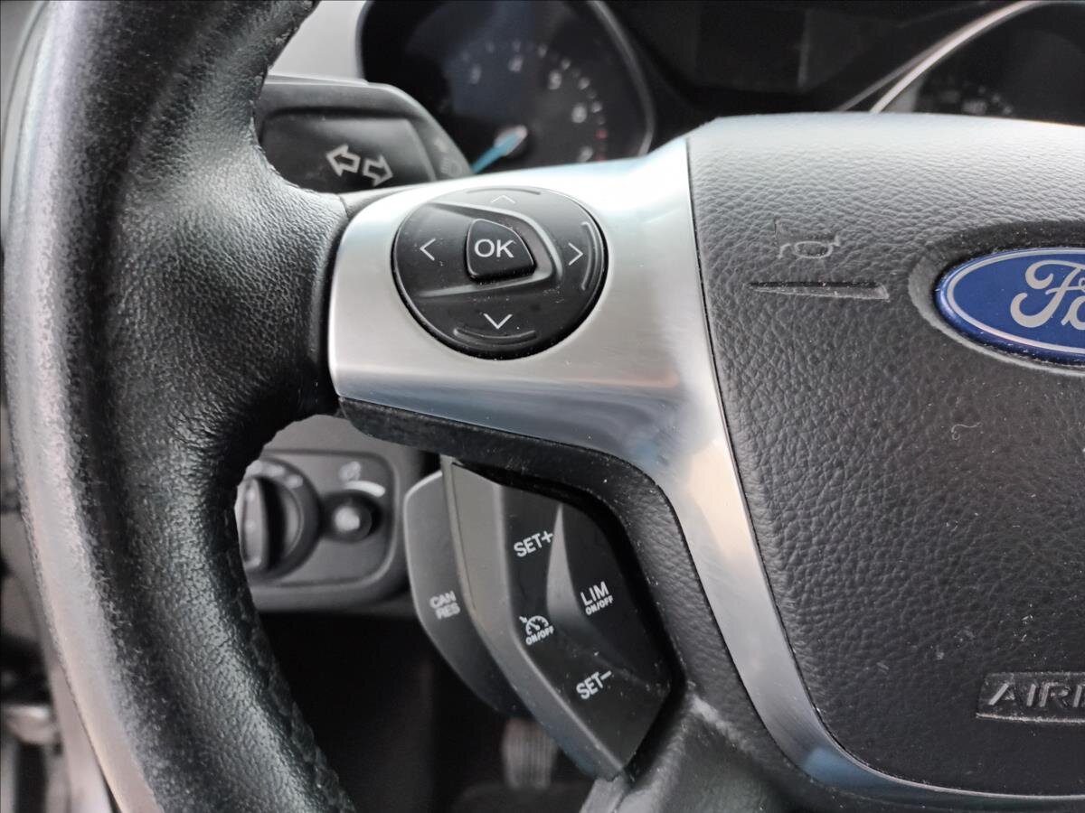 Ford Kuga SUV 1,6 l 110 kw