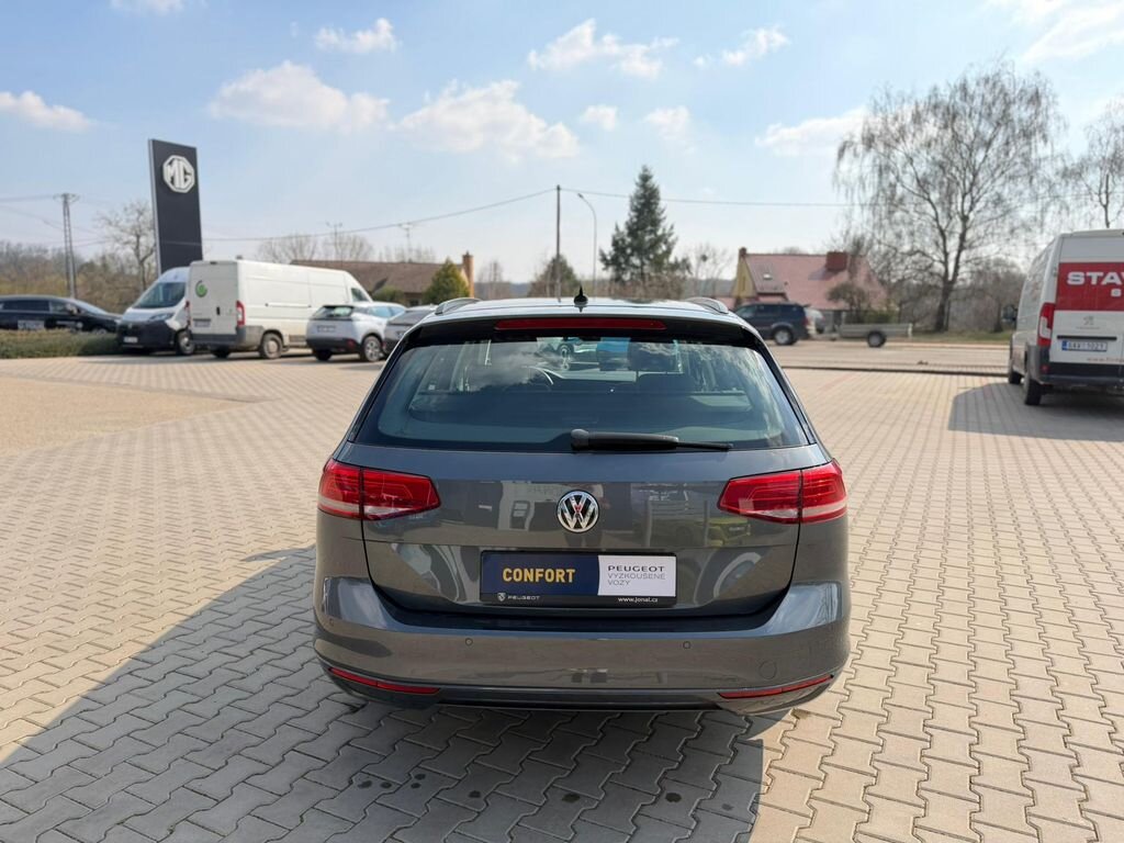 Volkswagen Passat Kombi 2,0 l 110 kw