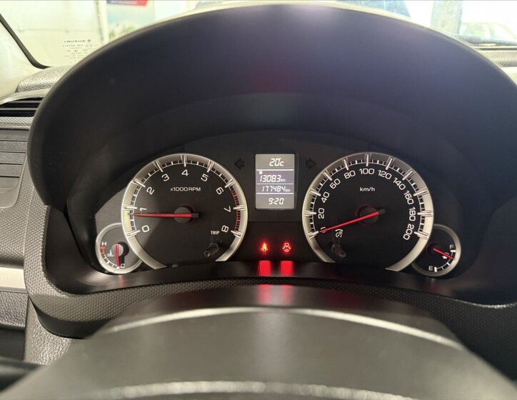 Suzuki Swift Hatchback 1,2 l 66 kw