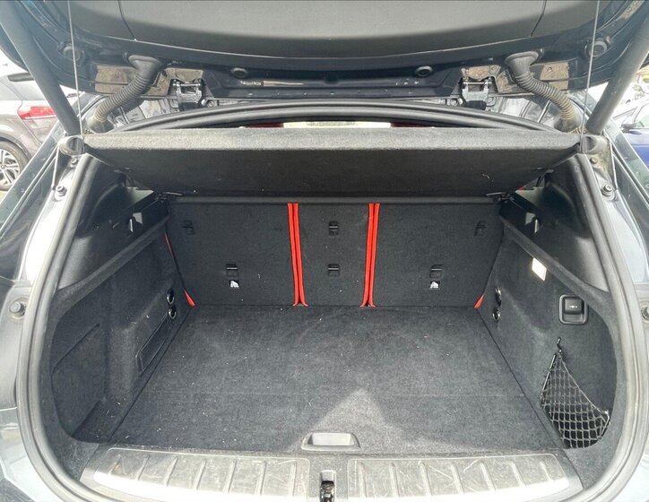 BMW X2 SUV / Terénní 2,0 l 140 kw