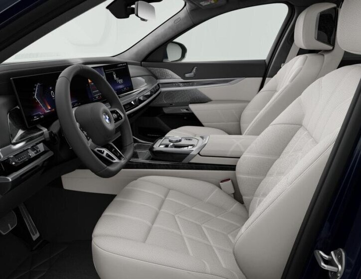 BMW Řada 7 Sedan / Limuzína 3,0 l 220 kw