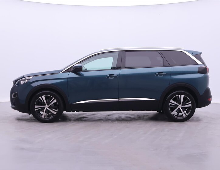Peugeot 5008 4